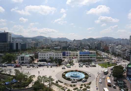 배낭에 낭만을 넣고 이 가을 탁 떠나는 거야~